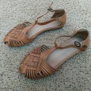 Vintage Style Sandals